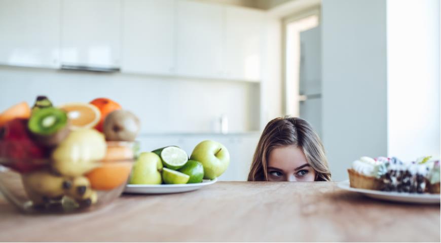 Cơ thể phản ứng thế nào với nhịn ăn gián đoạn?